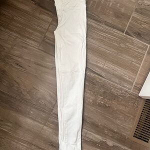 Size 00 American Eagle Outfitters White High Rise SkinnyJegging
